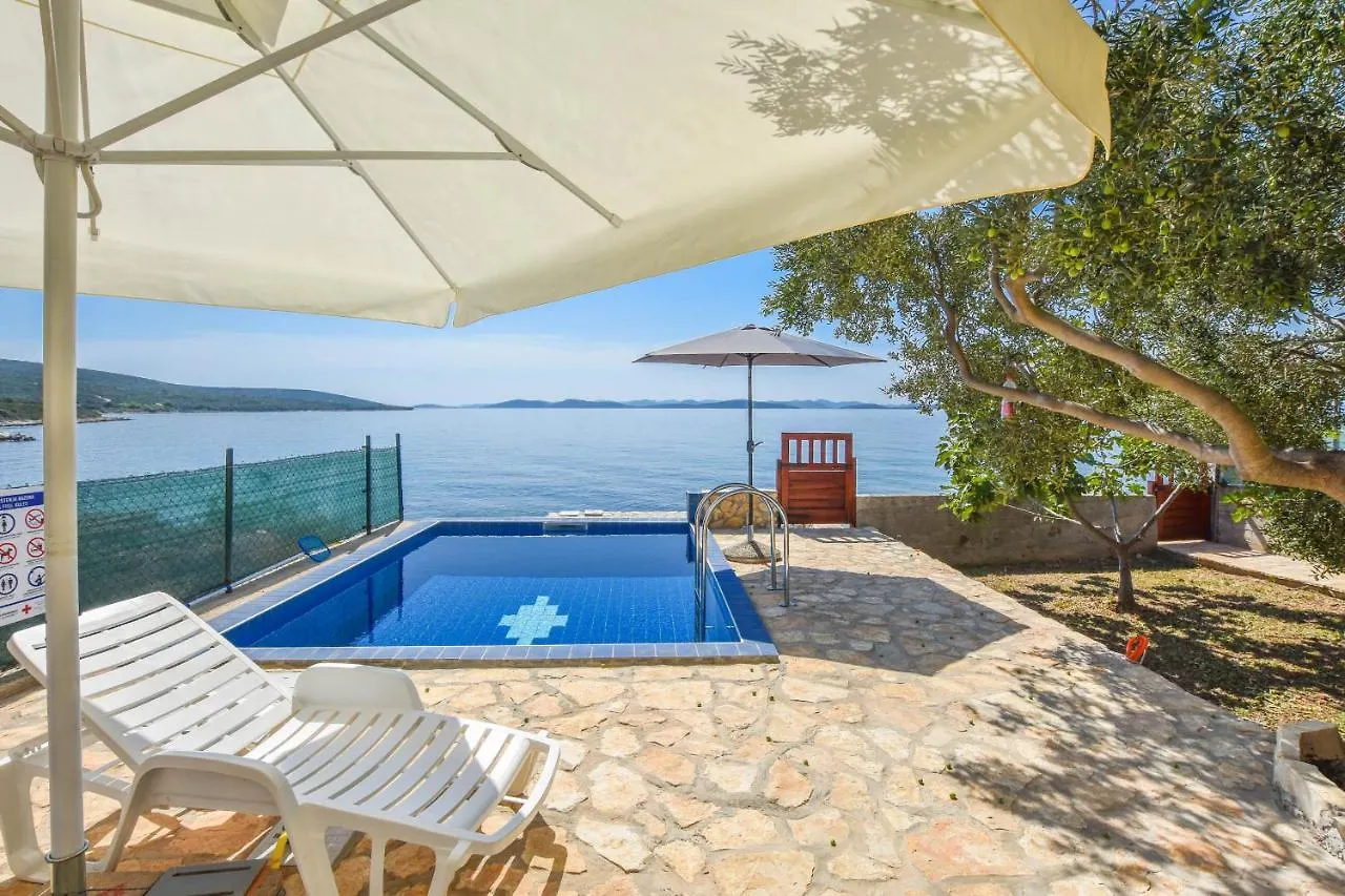 Vila House Quercus Dobropoljana